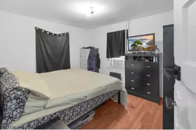 129 Ball St, Irvington, NJ 07111 - Photo 9