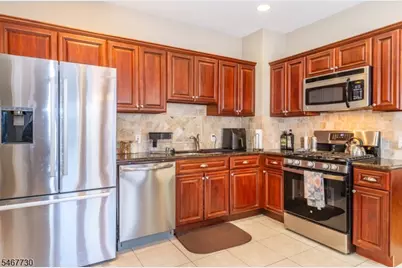 52 Redman Pl, Totowa, NJ 07512 - Photo 11