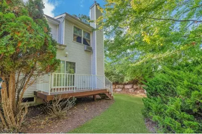 84 Emily Pl, Parsippany, NJ 07054 - Photo 5