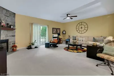 84 Emily Pl, Parsippany, NJ 07054 - Photo 11