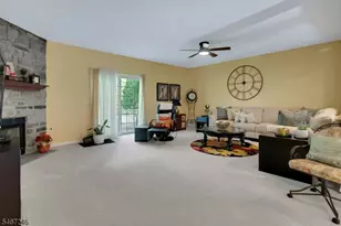 84 Emily Pl, Parsippany, NJ 07054 - Photo 11