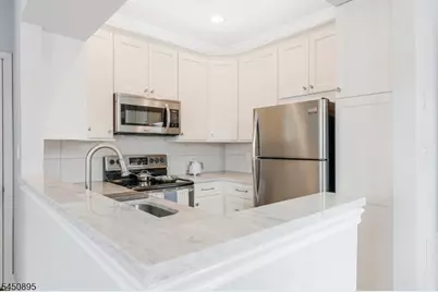 1 Teal Ln, Bedminster Township, NJ 07921 - Photo 7