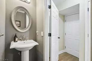 2 Charleston Ct, Bernards Township, NJ 07920 - Photo 13