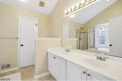 2 Charleston Ct, Bernards Township, NJ 07920 - Photo 31