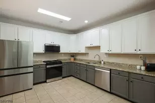 251 Patriot Hill Dr, Bernards Township, NJ 07920 - Photo 13