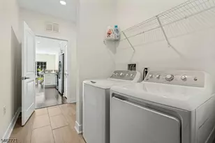 53 Veterans Wy, Morris Plains, NJ 07950 - Photo 15