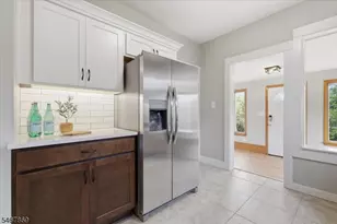 729 Belvidere Rd, Lopatcong Township, NJ 08865 - Photo 3
