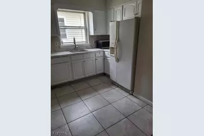 391 21st St, Irvington, NJ 07111 - Photo 3