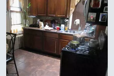 38 Armstrong Ave, Jersey City, NJ 07305 - Photo 7