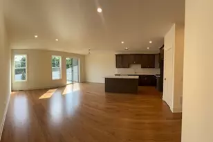 44 Mildred Gill Ln, Denville, NJ 07834 - Photo 3