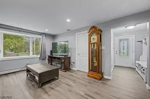 8 Yale St, Mount Olive, NJ 07828 - Photo 7