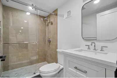 64 N Hillside Ave, Livingston, NJ 07039 - Photo 25