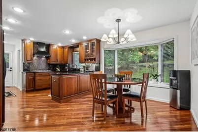 64 N Hillside Ave, Livingston, NJ 07039 - Photo 7