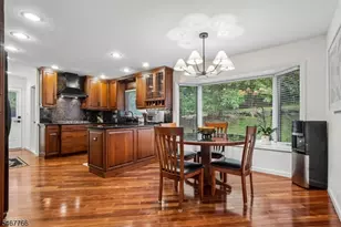 64 N Hillside Ave, Livingston, NJ 07039 - Photo 7