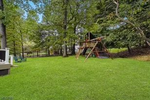 64 N Hillside Ave, Livingston, NJ 07039 - Photo 31