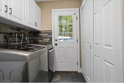 4 Scenic Falls Rd, Washington Township, NJ 07853 - Photo 21