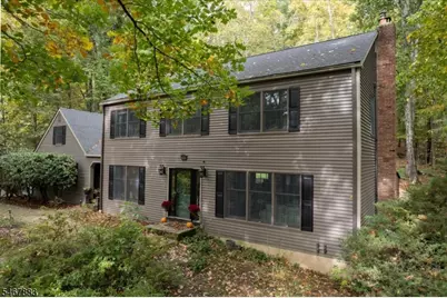4 Scenic Falls Rd, Washington Township, NJ 07853 - Photo 1