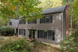 4 Scenic Falls Rd, Washington Township, NJ 07853 - Photo 1