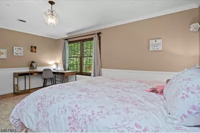 4 Scenic Falls Rd, Washington Township, NJ 07853 - Photo 37