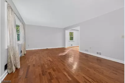 43 Potterstown Rd, Clinton Township, NJ 08833 - Photo 5