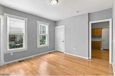 283 S 18th St, Newark, NJ 07103 - Photo 3