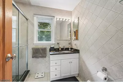 26 Almroth Dr, Wayne, NJ 07470 - Photo 21