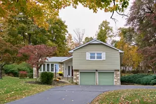 26 Fawn Dr, Raritan Township, NJ 08822 - Photo 1