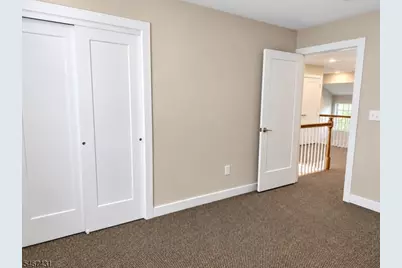 86 Sowers Dr, Mount Olive, NJ 07840 - Photo 23