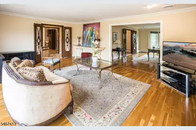 22 Lorraine Dr, Montville Township, NJ 07058 - Photo 9