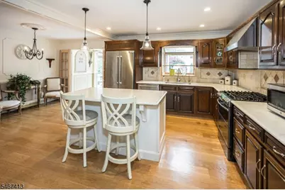 22 Lorraine Dr, Montville Township, NJ 07058 - Photo 7