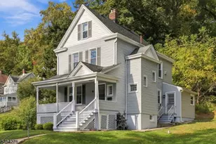 53 Budd St 2nd Floor, Morristown, NJ 07960 - Photo 1