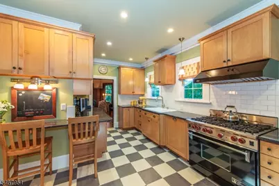 100 Lake Dr, Mountain Lakes, NJ 07046 - Photo 19