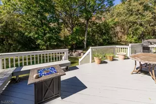 4 Cove Hollow Ct, Andover Township, NJ 07821 - Photo 7