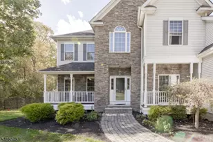 4 Cove Hollow Ct, Andover Township, NJ 07821 - Photo 5