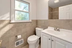 15 Camelot Way, Parsippany, NJ 07054 - Photo 27