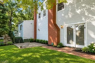 15 Camelot Way, Parsippany, NJ 07054 - Photo 41