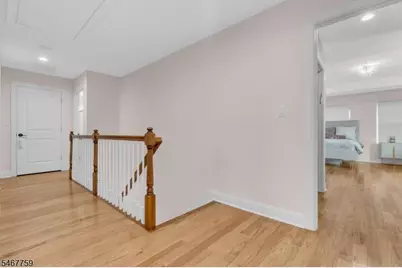 632 Laurita St, Linden, NJ 07036 - Photo 11