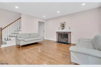 632 Laurita St, Linden, NJ 07036 - Photo 3