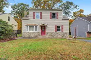 7 Redwood Ln, Jefferson Township, NJ 07849 - Photo 5