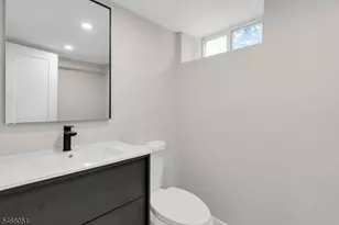 300 Tremont Ave, Orange, NJ 07050 - Photo 39