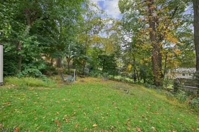 8 Center St, Hopatcong, NJ 07874 - Photo 5