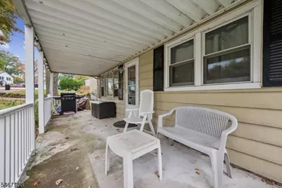 8 Center St, Hopatcong, NJ 07874 - Photo 7