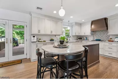 46 Rogers Ave, Berkeley Heights Township, NJ 07922 - Photo 5