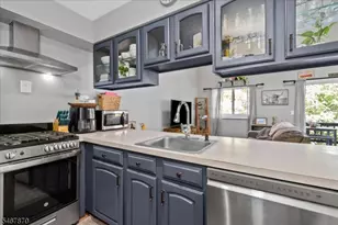 3 Red Lodge Dr, Vernon, NJ 07462 - Photo 9