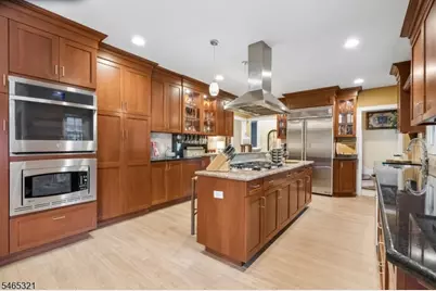 632 Belgrove Dr, Kearny, NJ 07032 - Photo 11
