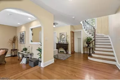 632 Belgrove Dr, Kearny, NJ 07032 - Photo 3