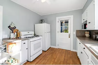 72 Lawn Ter, Cranford Township, NJ 07016 - Photo 9