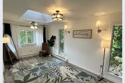 16 Wagon Wheel Rd, Vernon, NJ 07422 - Photo 9