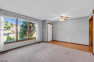94 Heritage Ln, Hamburg, NJ 07419 - Photo 5