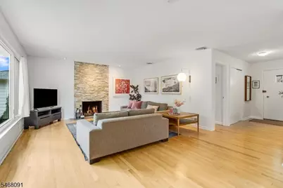 40 Burnett Ter, West Orange Township, NJ 07052 - Photo 7